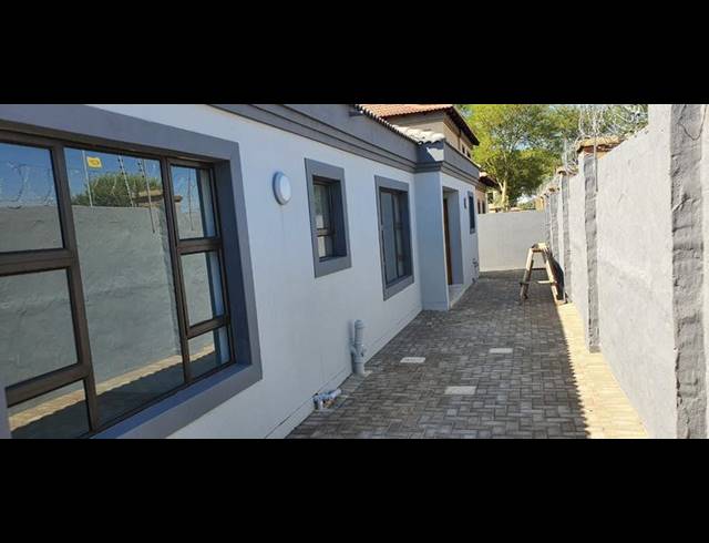 3 BEDROOM HOUSE FOR SALE IN THE ORCHARDS